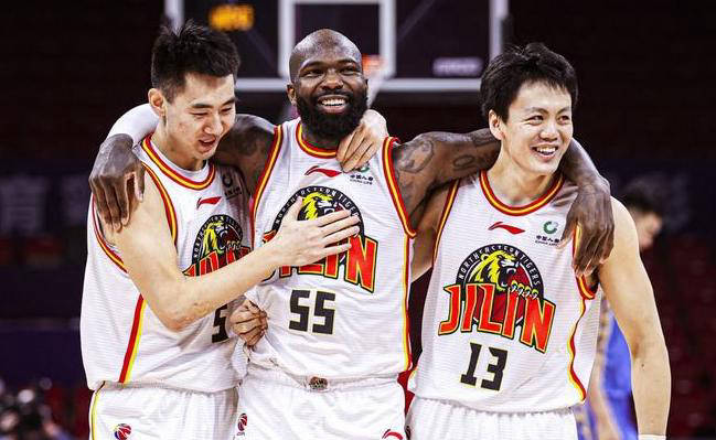 kaiyun-关于窗口期圣安东尼奥马刺调整名单：CBA季后赛节点到来；悬念犹存；赛季目标并未改变的信息