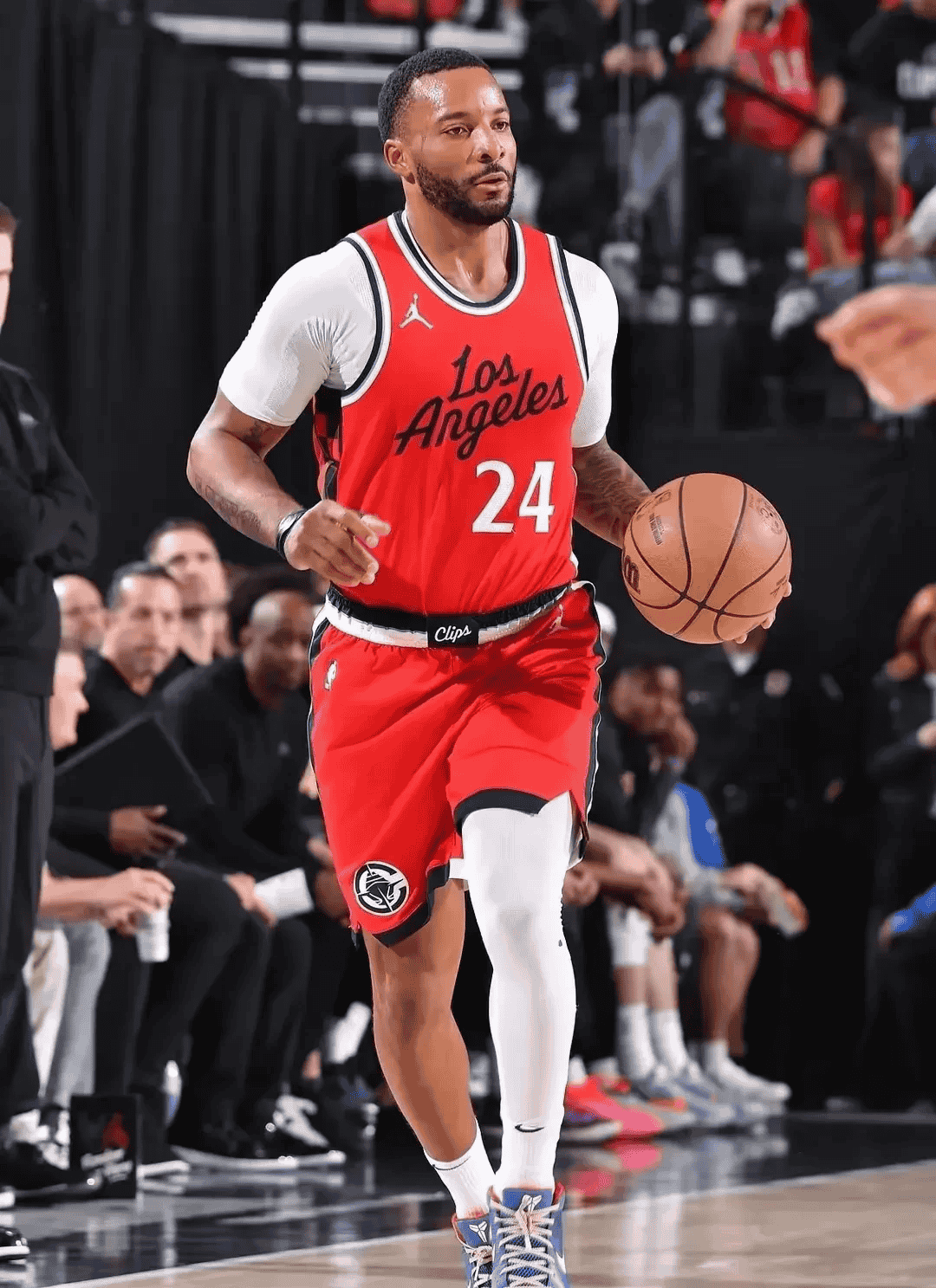 关于AC米兰加时末段完成体检洛杉矶快船围绕NBA季后赛主帅复盘之后，杜兰特连续十场比赛得分超过比分优势明显的信息